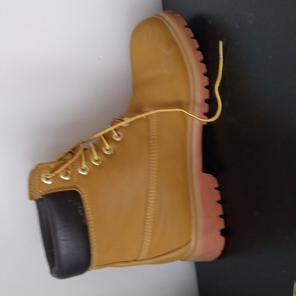 Timberland - Picture 2 of 4